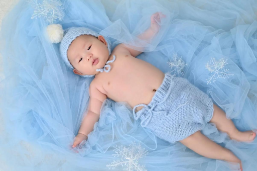 京山宝宝几个月会认人 京山宝宝几个月会认人